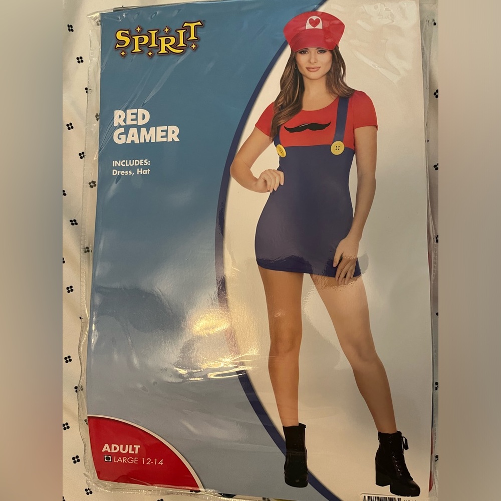 Super Mario costume